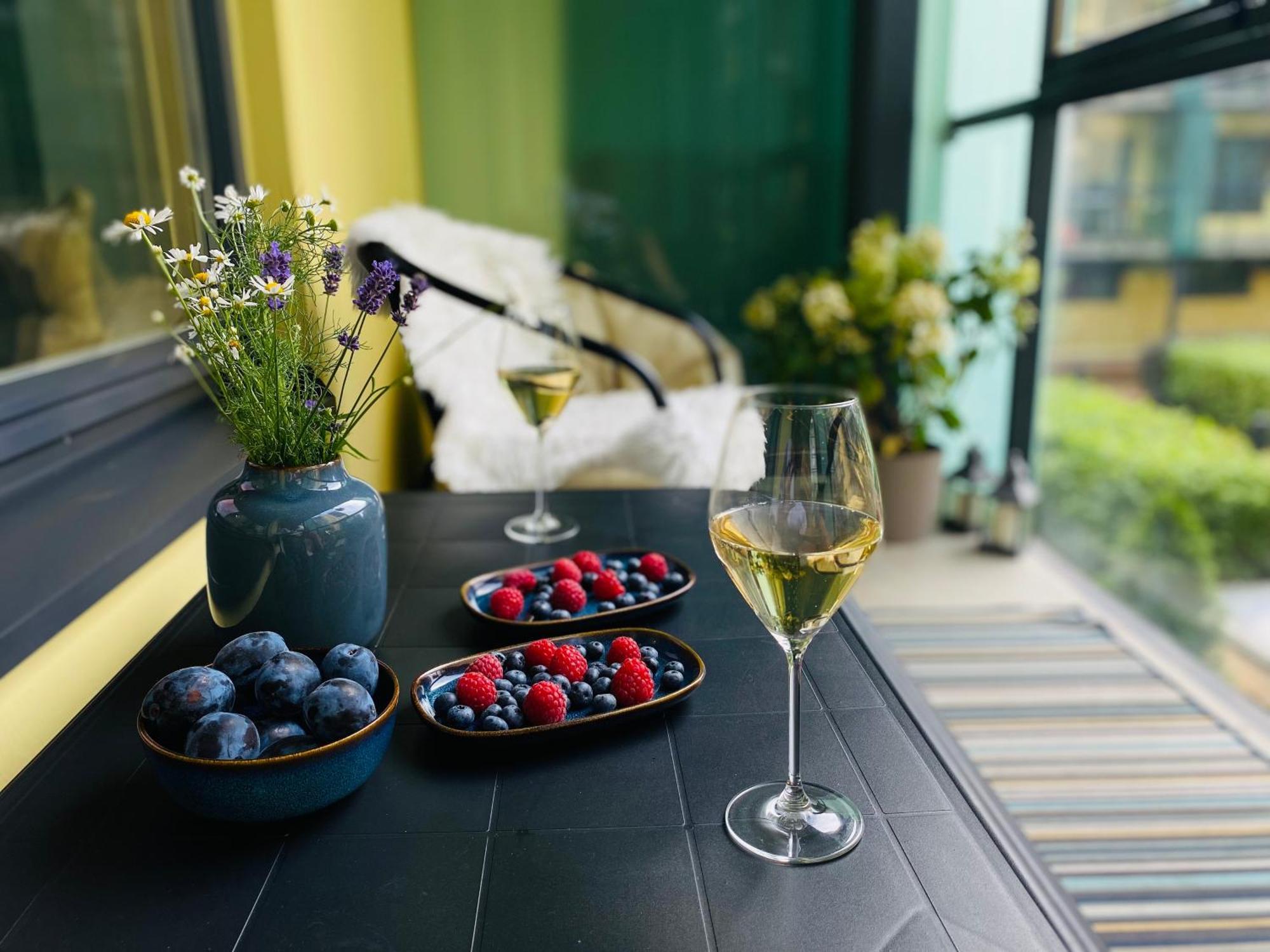 Cozy Residence Apartment - Tallinn City Center Esterno foto